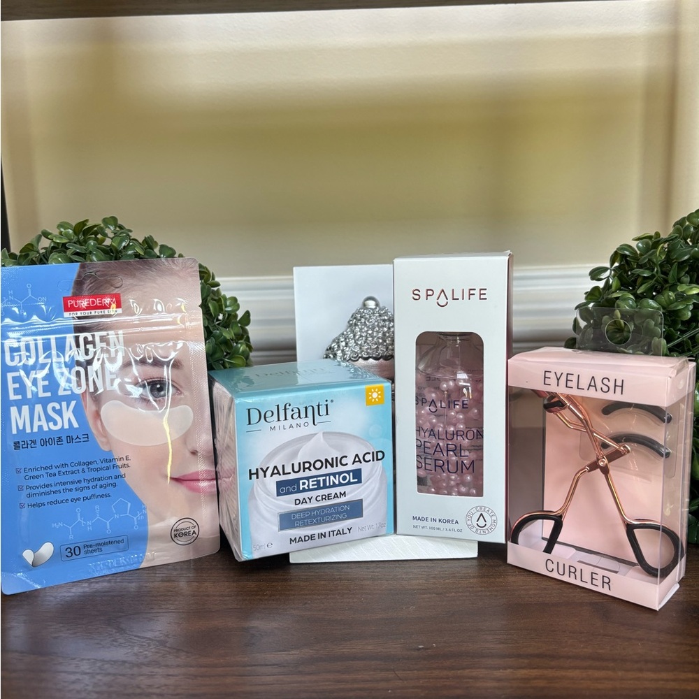 Start Your Week Radiant
The Monday Morning Blues Set — Curated by Kelly Nicole